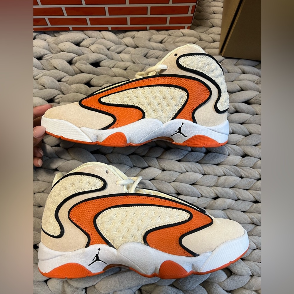 Jordan Womens OG